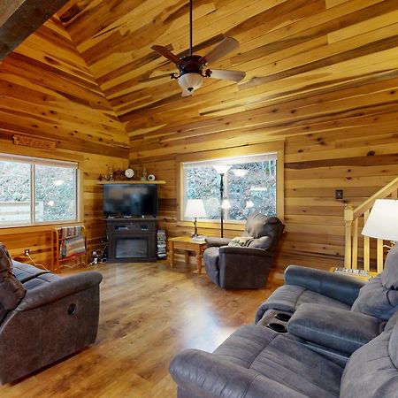 2 Bed 2 Bath Vacation Home In Whittier V 외부 사진