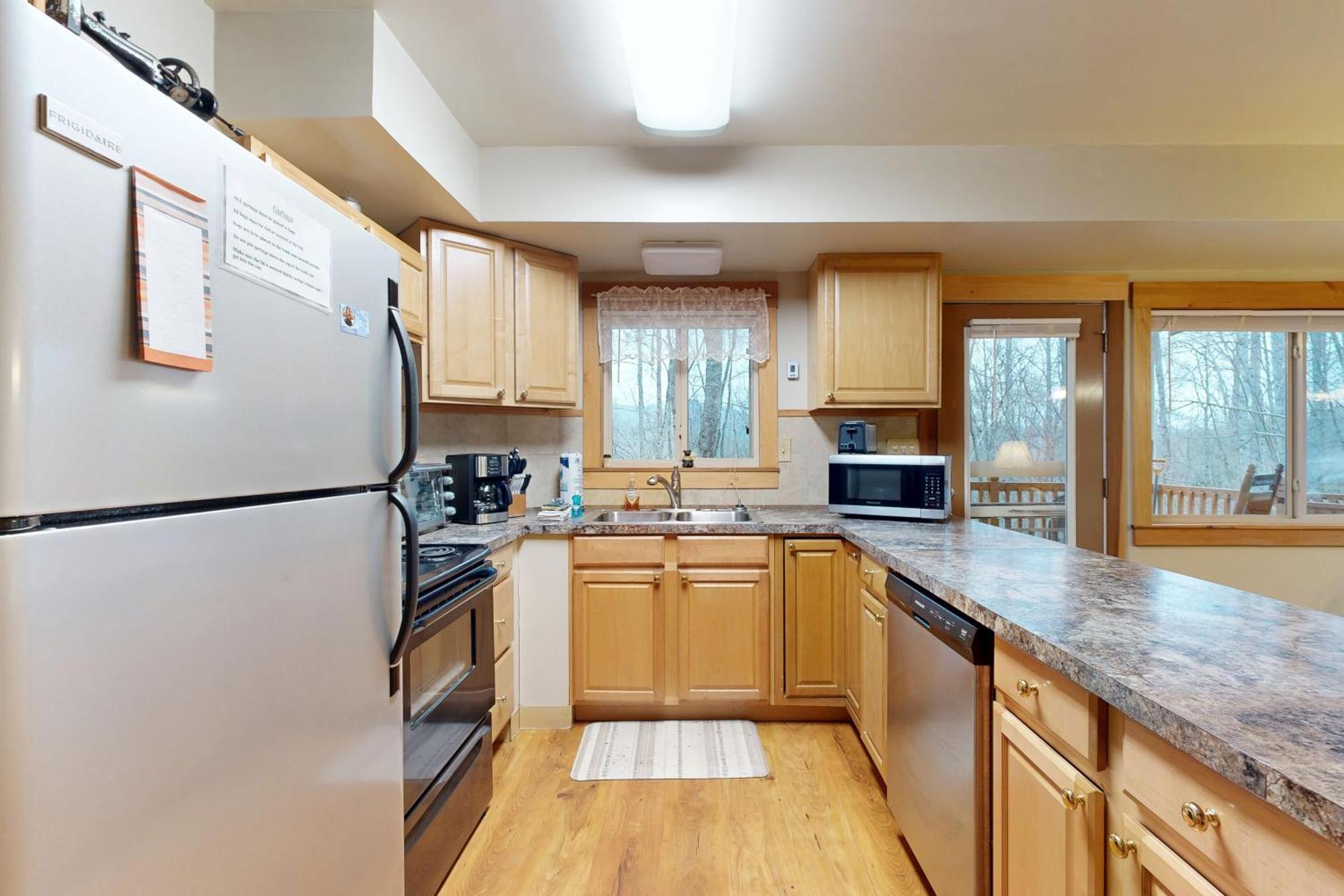 2 Bed 2 Bath Vacation Home In Whittier V 외부 사진